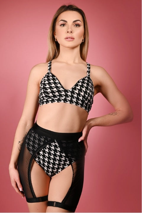 mesh garter belt Vivienne garter belt – Toru & Naoko
